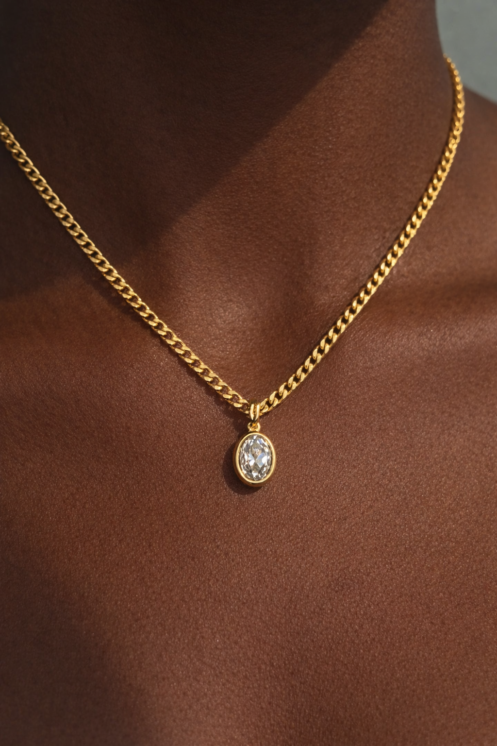 Classic Oval Gold Necklace