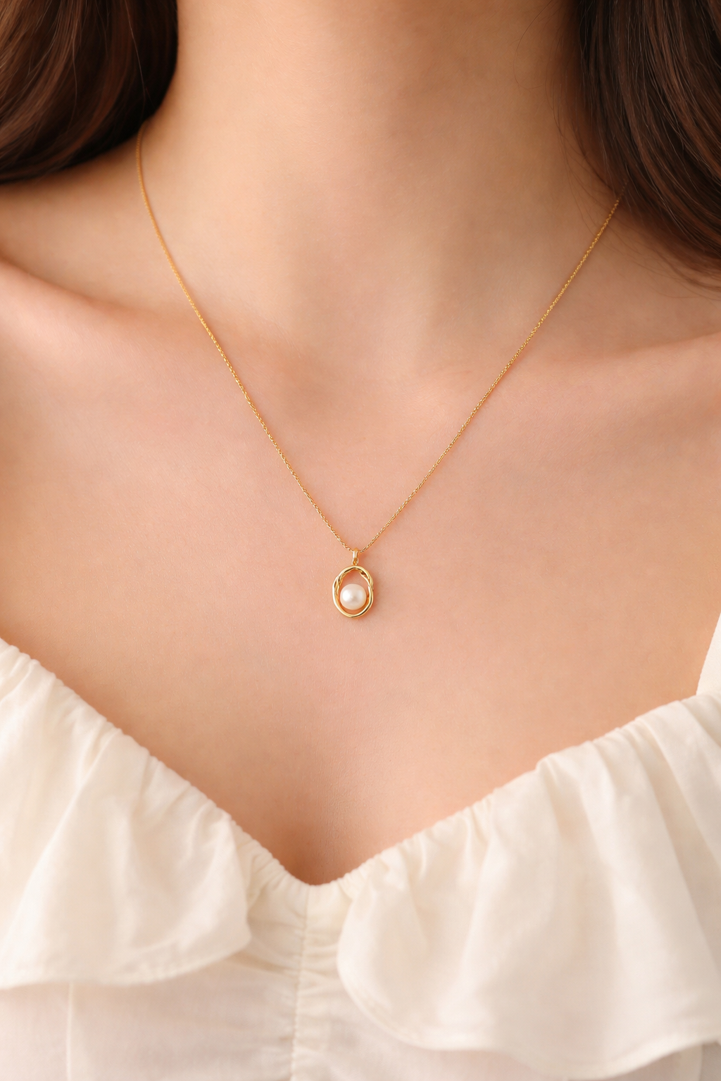 Pearl Halo Pendant Necklace