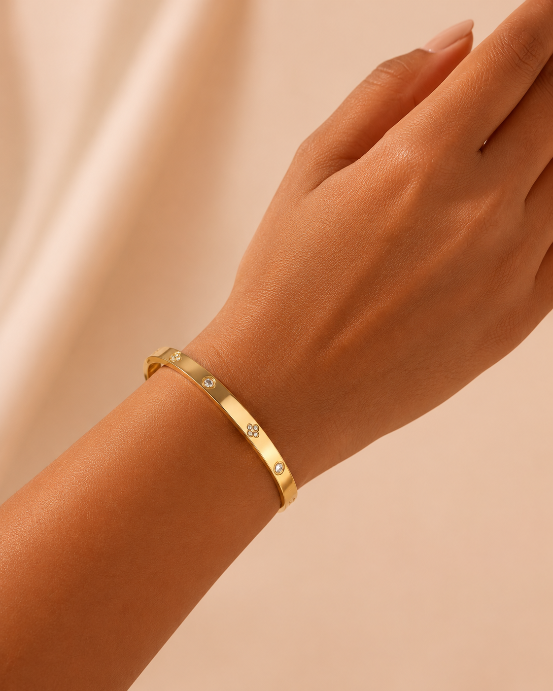 Mehira Gold Bangle